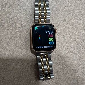Apple Watch SE 40mm Aluminum
